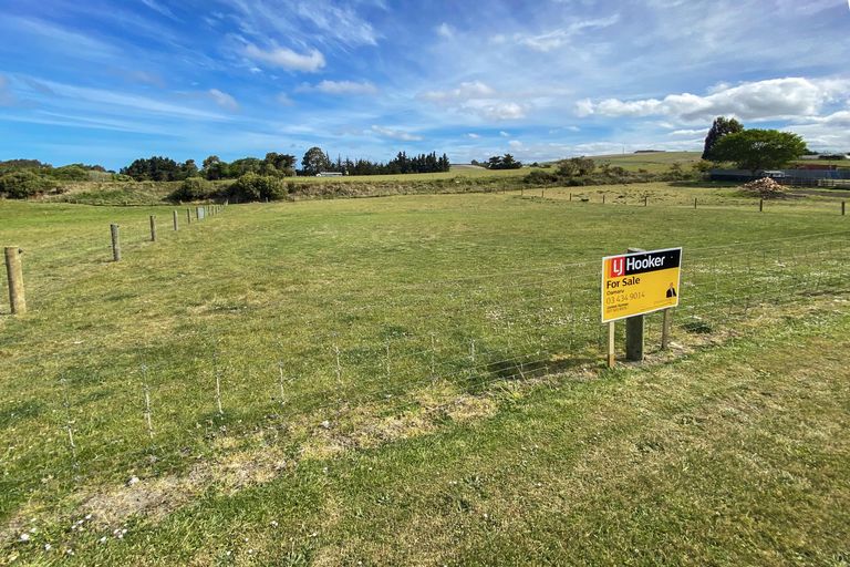 Photo of property in 10 Meek Street, Weston, Oamaru, 9401