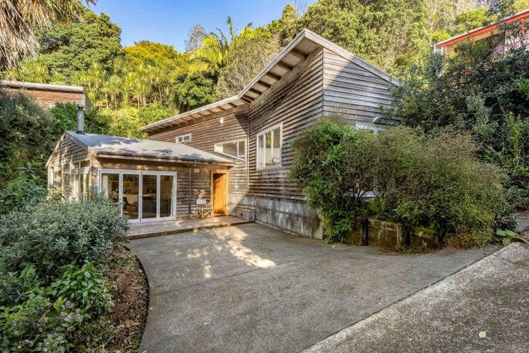 Photo of property in 122a Oratia Place, Onemana, Whangamata, 3691