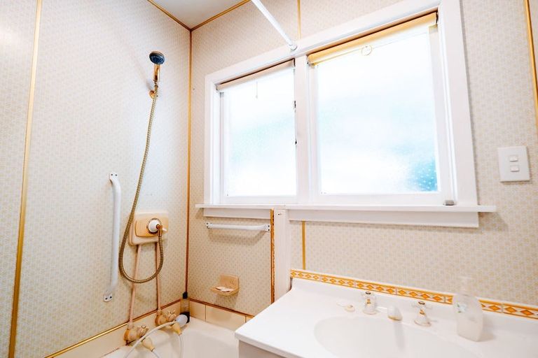 Photo of property in 22 Gainford Street, Avonhead, Christchurch, 8042