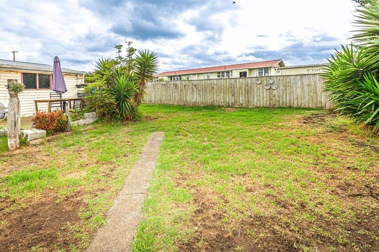 Photo of property in 51 Kowhai Street, Castlecliff, Whanganui, 4501