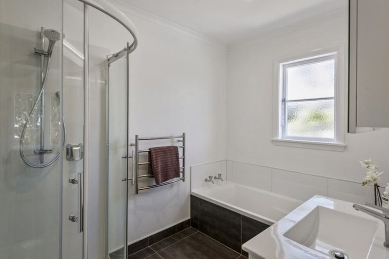 Photo of property in 310 Clyde Road, Bryndwr, Christchurch, 8053