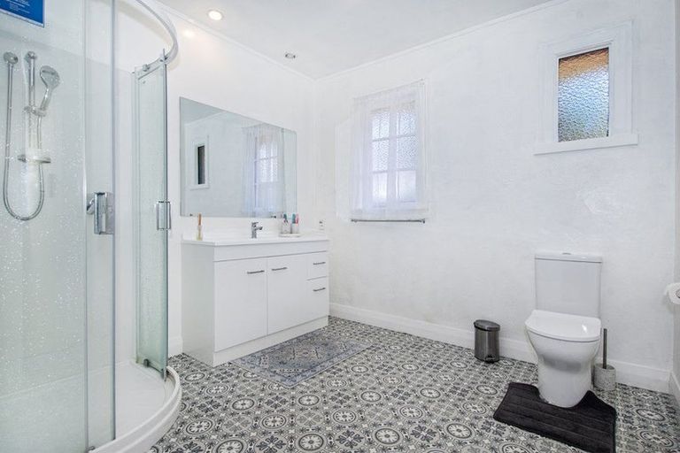 Photo of property in 292 Western Hills Drive, Avenues, Whangarei, 0110