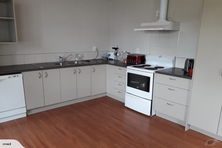 Photo of property in 240 Geraldine Street, Edgeware, Christchurch, 8013