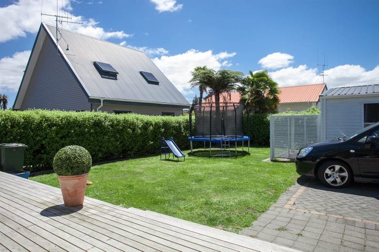 Photo of property in 32 Queen Street, Cambridge, 3434