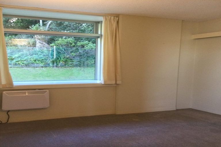 Photo of property in Jerningham Apartments, 20 Oriental Terrace, Oriental Bay, Wellington, 6011