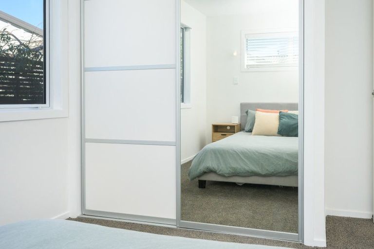 Photo of property in 10 Gladys Place, Kelvin Grove, Palmerston North, 4414