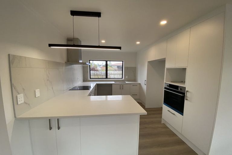 Photo of property in 3/96 Nile Road, Milford, Auckland, 0620