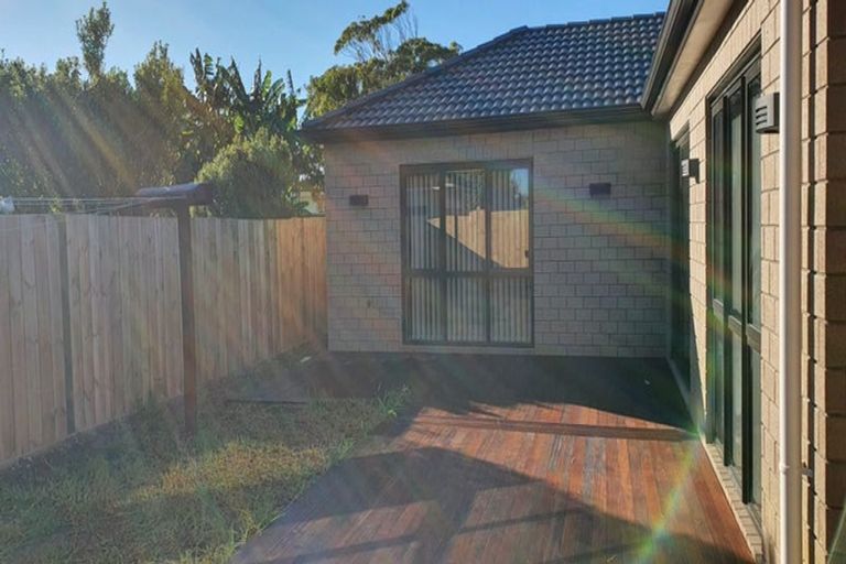 Photo of property in 28 Allen Street, Mangere East, Auckland, 2024
