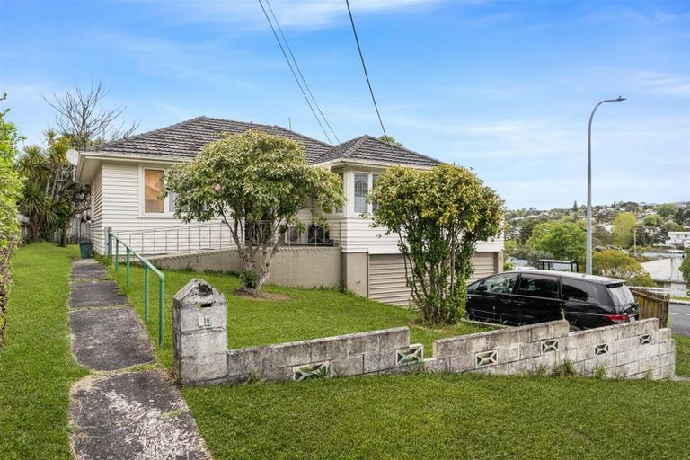 Photo of property in 50 Routley Drive, Glen Eden, Auckland, 0602