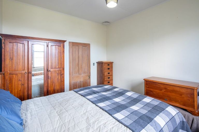 Photo of property in 46 Eden Street, Island Bay, Wellington, 6023