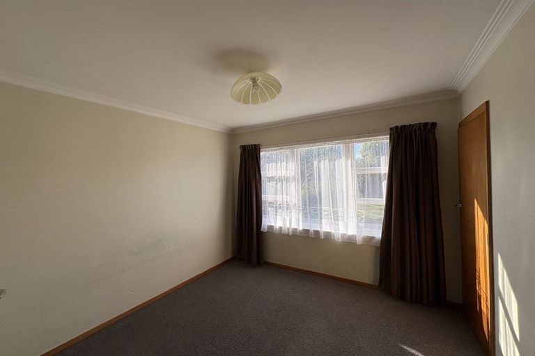 Photo of property in 21 Freyberg Street, Levin, 5510