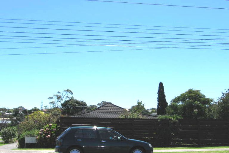 Photo of property in 3/51 Shakespeare Road, Milford, Auckland, 0620