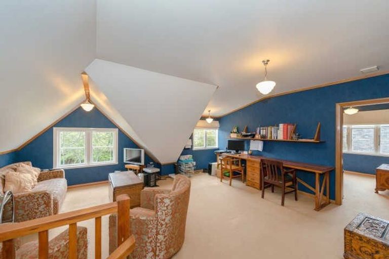 Photo of property in 1 Jellicoe Drive, Hamilton East, Hamilton, 3216