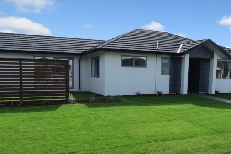 Photo of property in 25 Burford Way, Rolleston, 7615