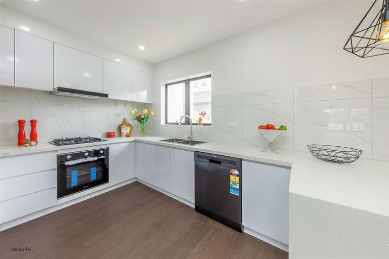Photo of property in 84 Kauri Heart Avenue, Takanini, 2112