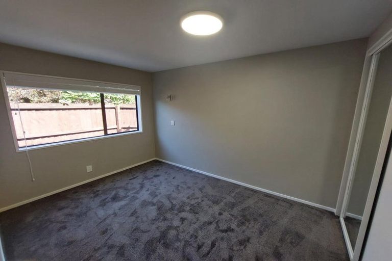 Photo of property in 4 Glenburn Place, Avonhead, Christchurch, 8042