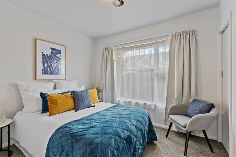 Photo of property in 22 Skerten Avenue, Hornby, Christchurch, 8042