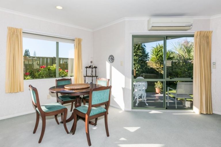 Photo of property in 2/166 Guppy Road, Taradale, Napier, 4112