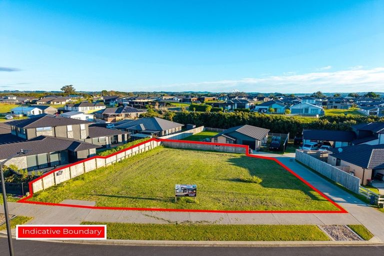 Photo of property in 9 Omahuru Road, Glenbrook, 2681