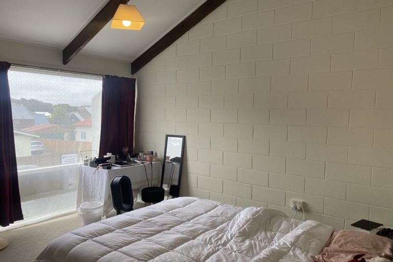 Photo of property in 33u5 Frankmoore Avenue, Johnsonville, Wellington, 6037