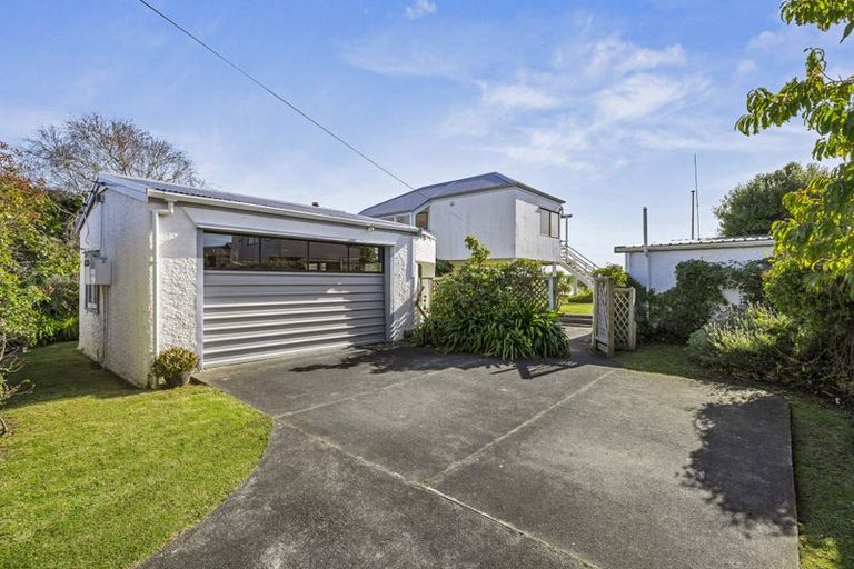 Photo of property in 7 Nihinihi Avenue, Raglan, 3225
