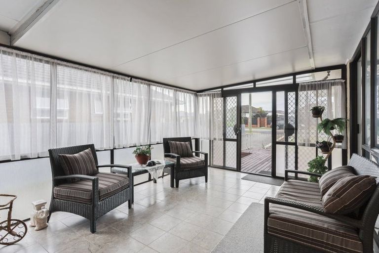 Photo of property in 237 Burwood Road, Burwood, Christchurch, 8083