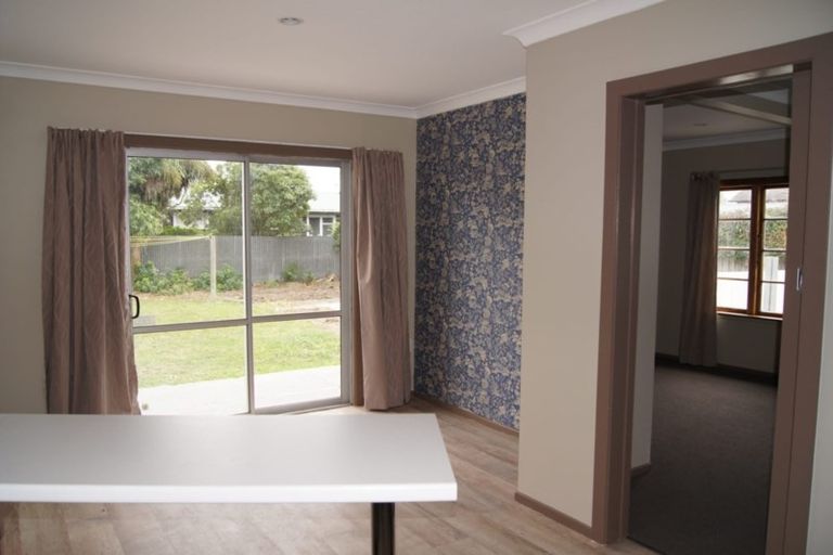 Photo of property in 247 Weston Road, Mairehau, Christchurch, 8052