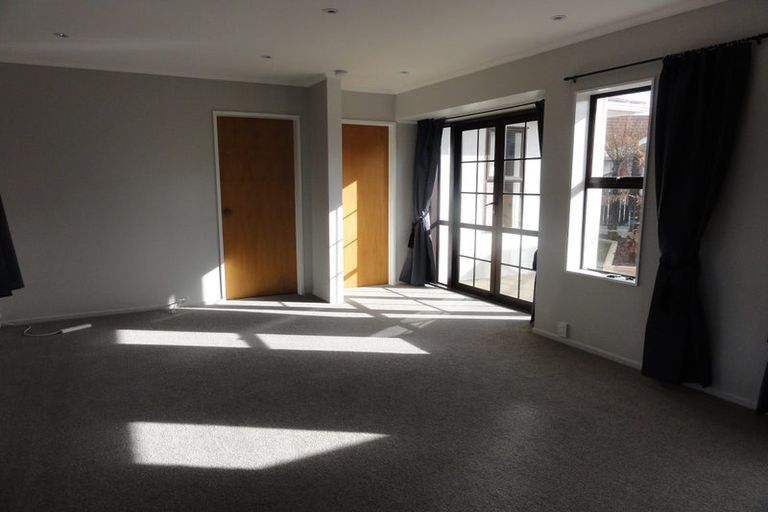 Photo of property in 52 Devonshire Road, Miramar, Wellington, 6022