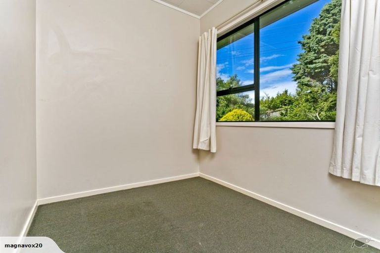 Photo of property in 65 Santiago Crescent, Unsworth Heights, Auckland, 0632