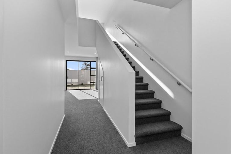 Photo of property in 1/102 Swayne Road, Cambridge, 3434