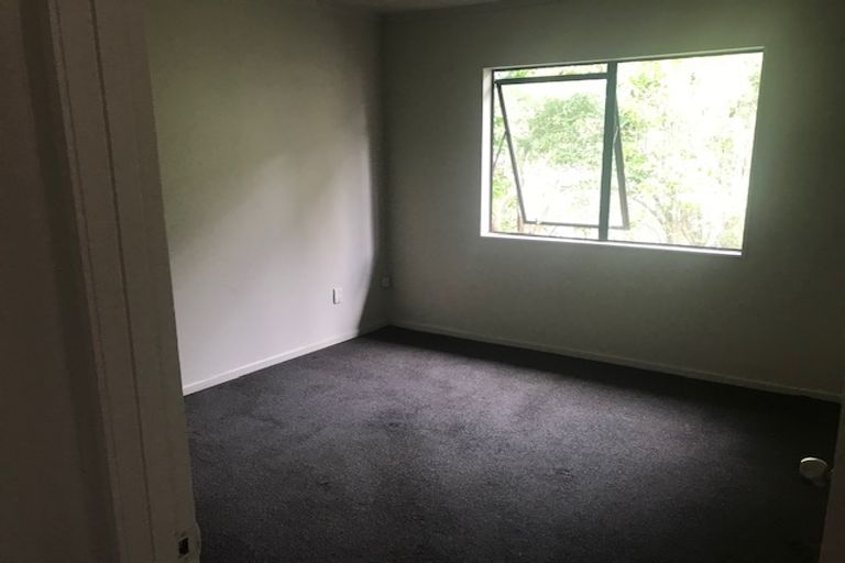 Photo of property in 9b Penton Road, Stanmore Bay, Whangaparaoa, 0932