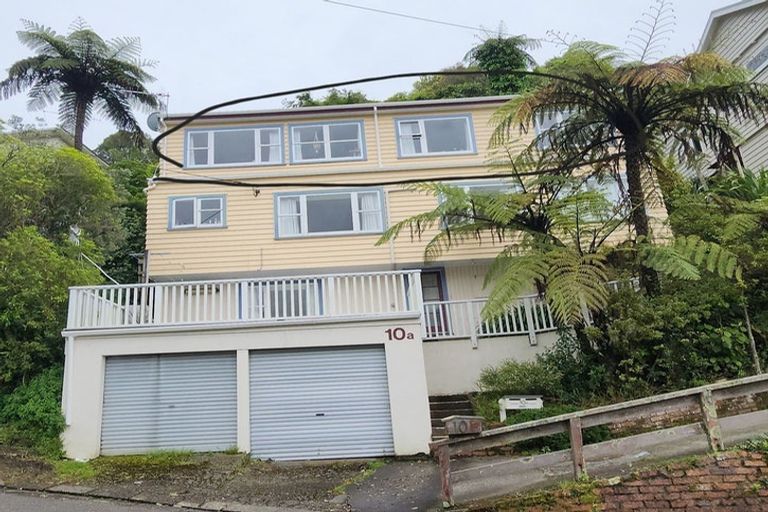 Photo of property in 10a Norna Crescent, Kelburn, Wellington, 6012
