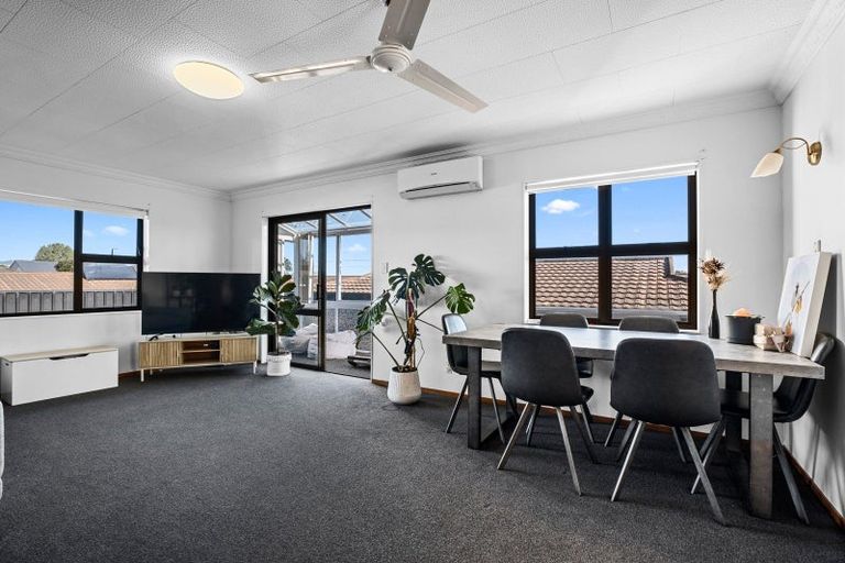 Photo of property in 19 Tukapa Street, Westown, New Plymouth, 4310