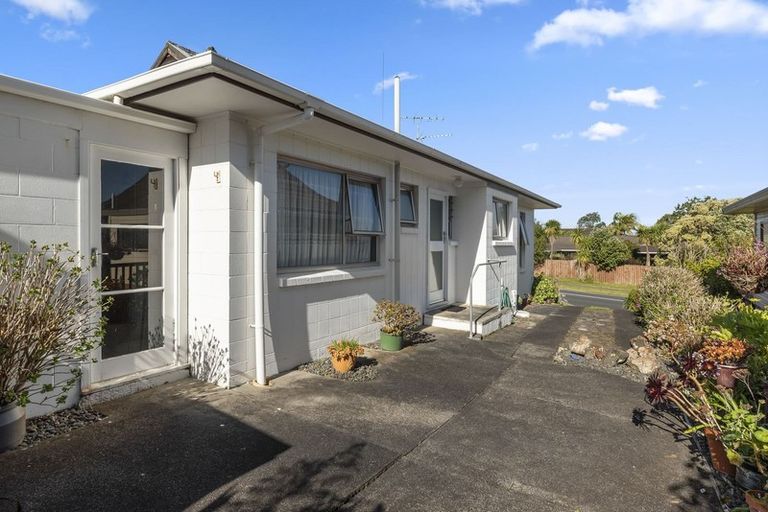 Photo of property in 1/123 Glamorgan Drive, Torbay, Auckland, 0630