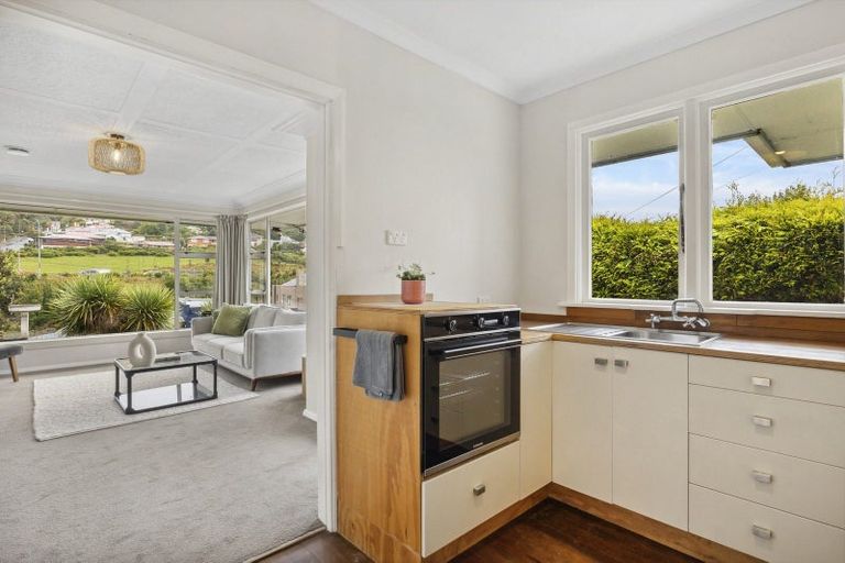 Photo of property in 369 South Road, Caversham, Dunedin, 9012