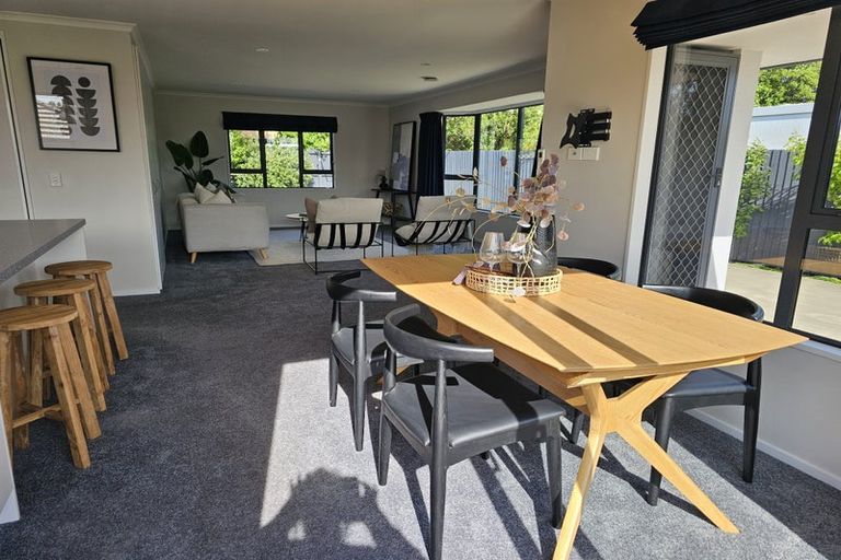 Photo of property in 87 Wilsons Road, Saint Martins, Christchurch, 8022