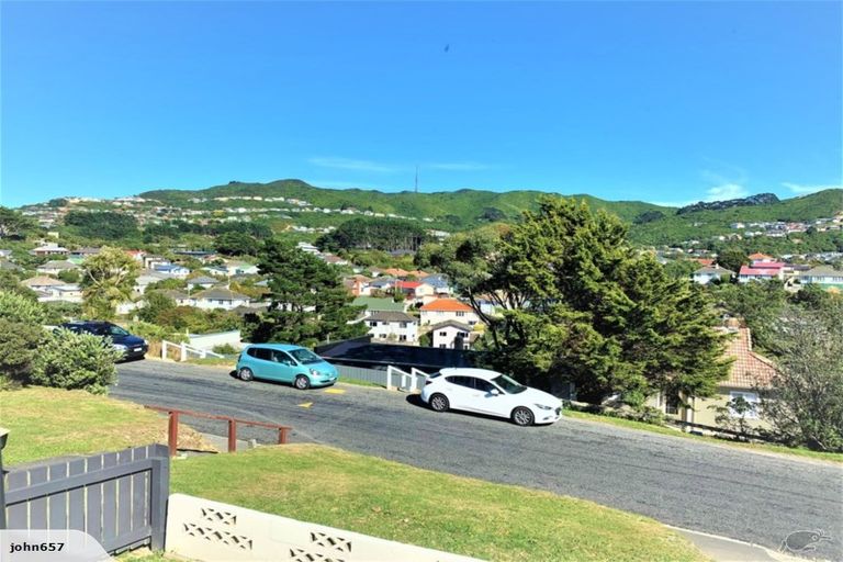 Photo of property in 37f2 Bould Street, Johnsonville, Wellington, 6037