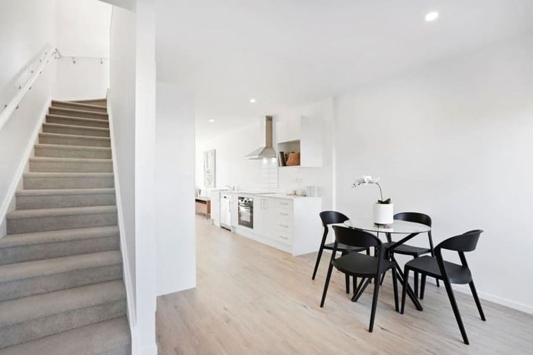 Photo of property in 152b Mcleod Road, Te Atatu South, Auckland, 0610