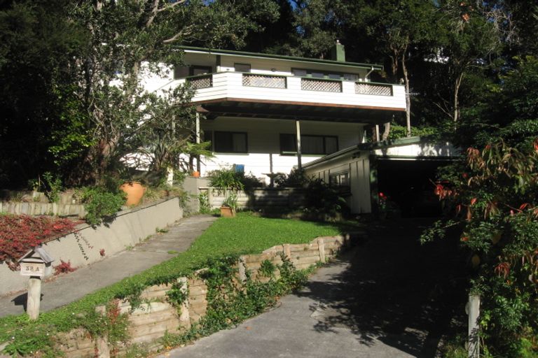 Photo of property in 38a Rona Street, Eastbourne, Lower Hutt, 5013