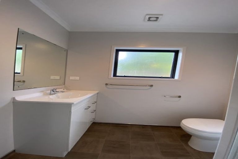 Photo of property in 10 Stredwick Drive, Torbay, Auckland, 0630