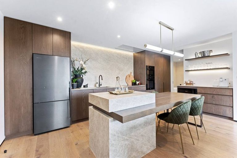 Photo of property in 30 Kingfisher Grove, Greenhithe, Auckland, 0632