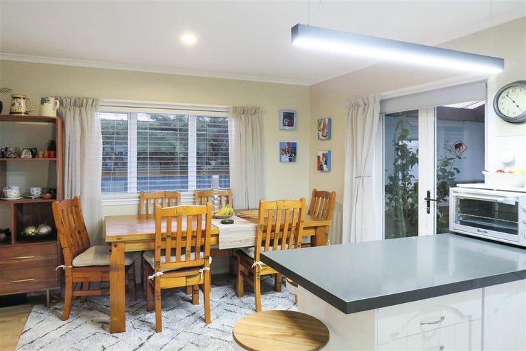 Photo of property in 11 Edmund Road, Mangakakahi, Rotorua, 3015