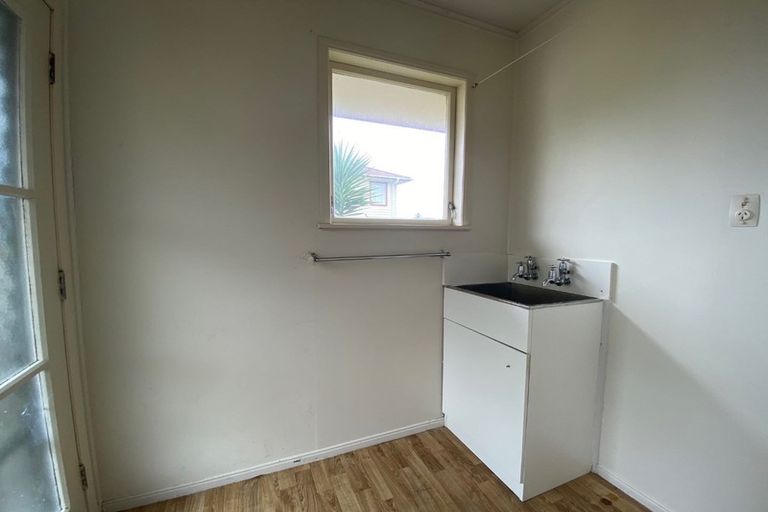 Photo of property in 2/7 Gardner Avenue, New Lynn, Auckland, 0600
