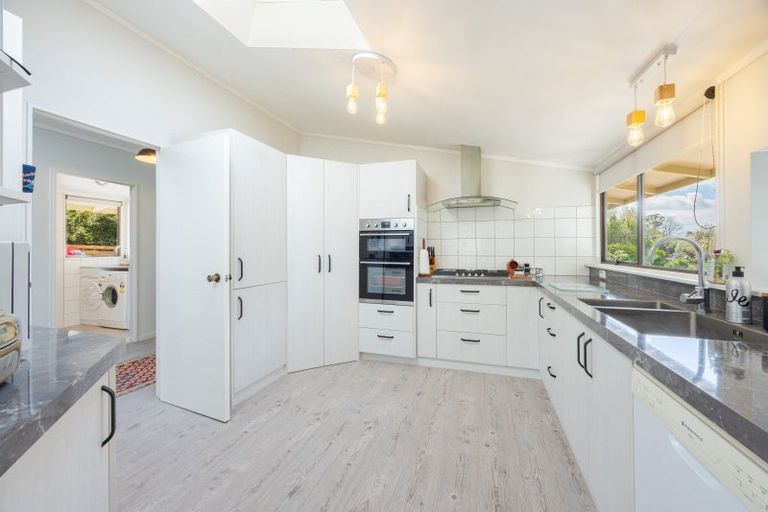 Photo of property in 21 Abbotsford Road, Waipawa, 4210