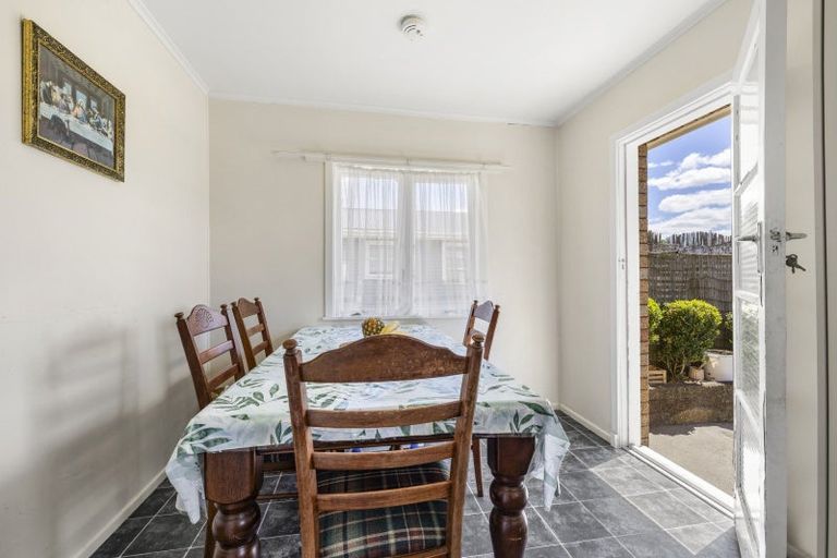 Photo of property in 240 Saint Marys Avenue, Te Awamutu, 3800