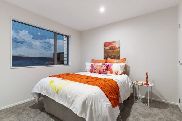 Photo of property in 1d Stottholm Road, Titirangi, Auckland, 0604