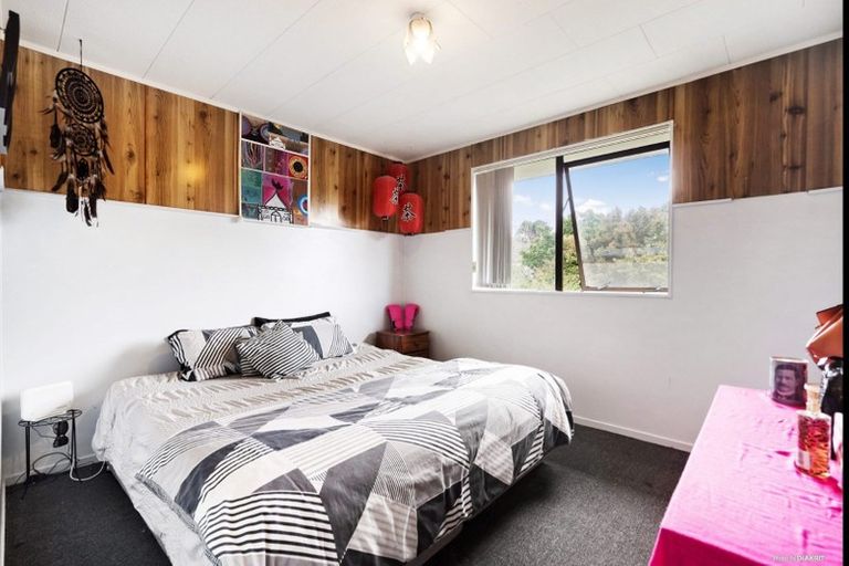 Photo of property in 35 Lilburn Crescent, Massey, Auckland, 0614