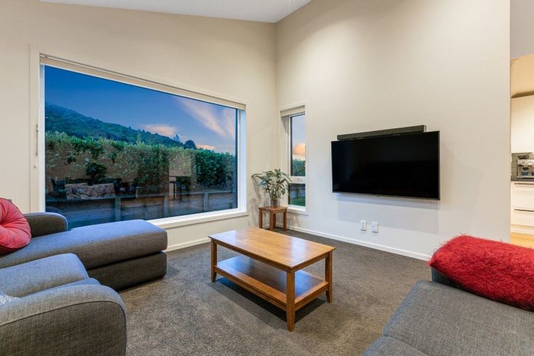 Photo of property in 3 Ramarama Lane, Crofton Downs, Wellington, 6035