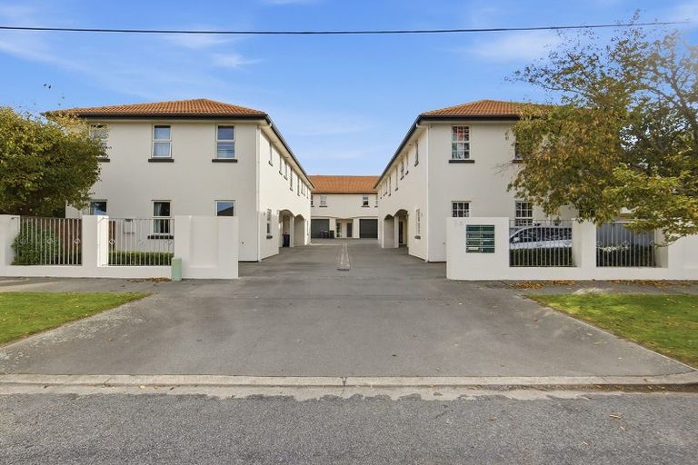 Photo of property in 9b Crohane Place, Addington, Christchurch, 8024
