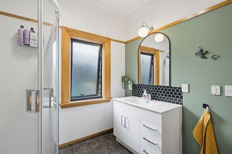 Photo of property in 61 Upper Ure Street, South Hill, Oamaru, 9400